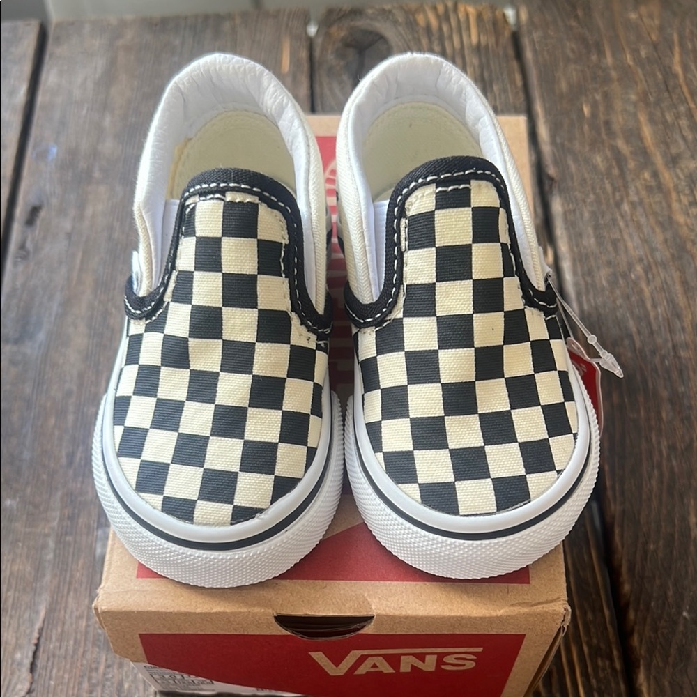 Vans Kids Classic Slip-On Sneakers - Black and White